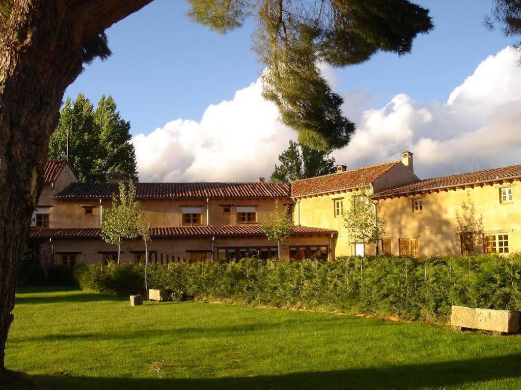 El Jardin De La Huerta Hotel Sahagun Luaran gambar